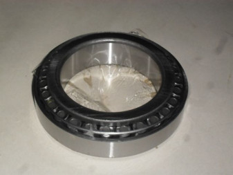 TAPERED ROLLER BEARING 32018 AX