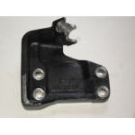 FRONT BRACKET,LH