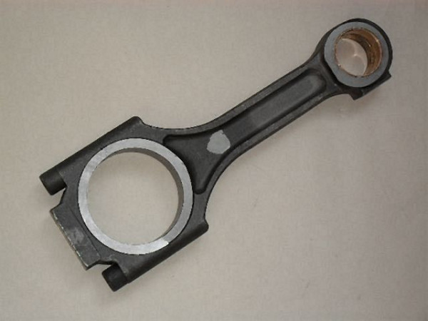 CONNECTING ROD