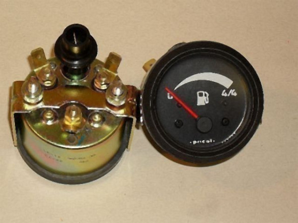 FUEL GAUGE C303585