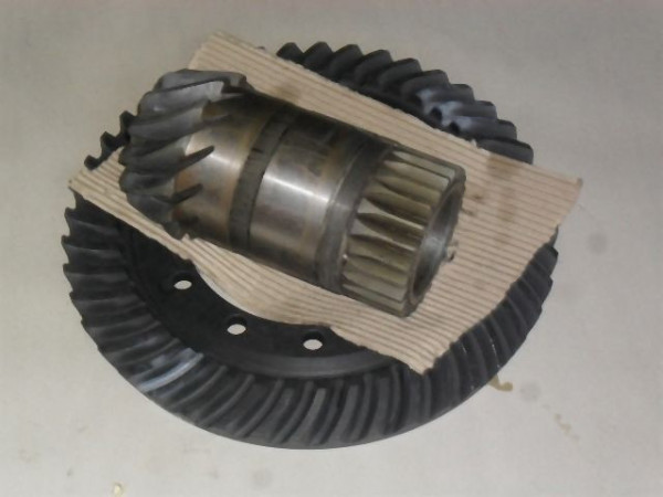 RUN-IN GEARING LH.