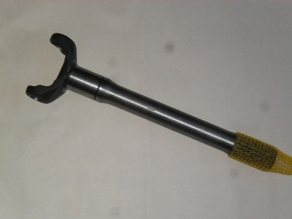 CROSS ARTICULATED SHAFT