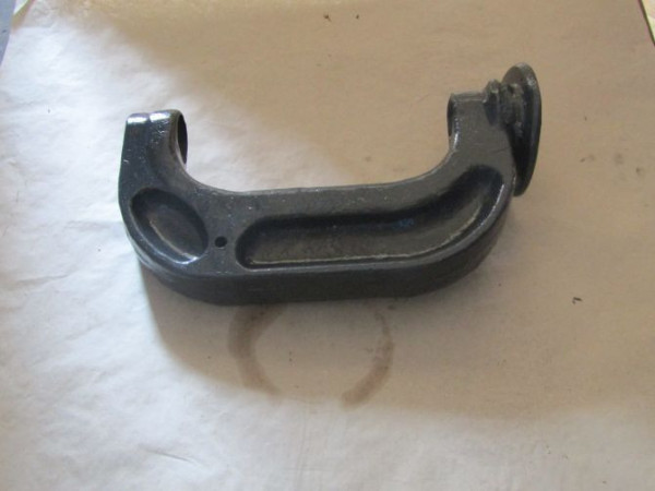 HANGER YOKE, RH