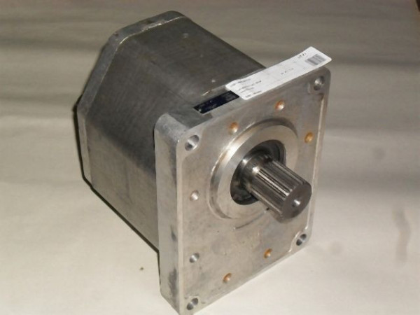 GEAR PUMP UN 80A  - tisícihran