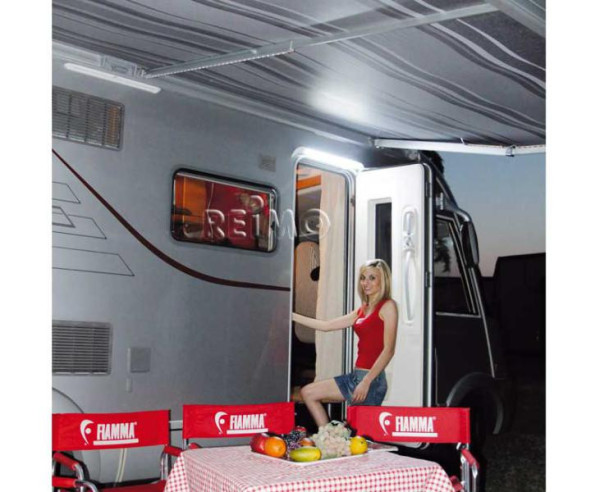 LED venkovní světlo 12V nad vchodové dveře