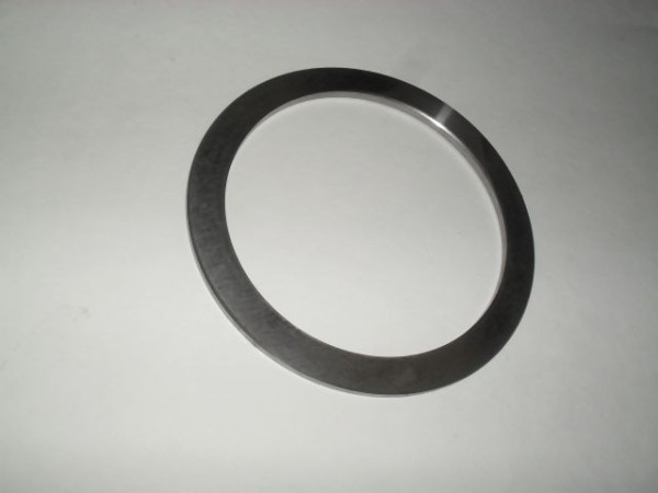 THRUST RING