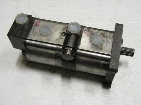 GEAR PUMP UR 16R/16R.4