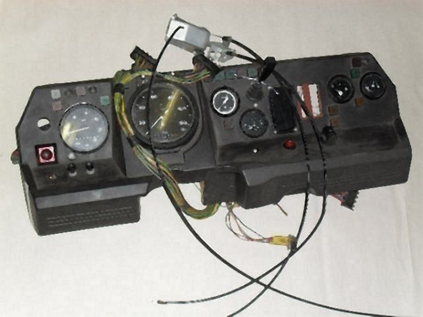 INSTRUMENT PANEL