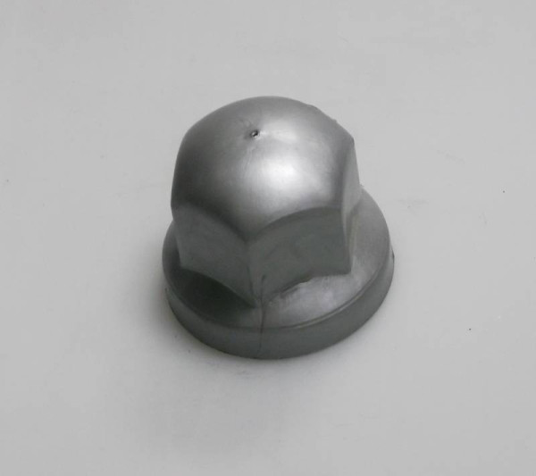 COVER NUT WHEEL 33 GRAY SHORT