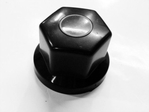 COVER NUT WHEEL 33 BLACK SHORT