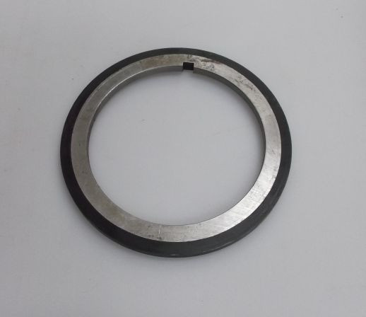 THRUST RING