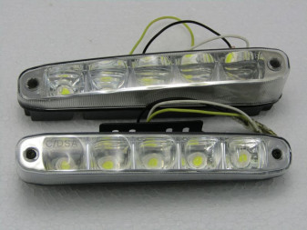 Světla pro denní svícení 5 LED 12/24V
