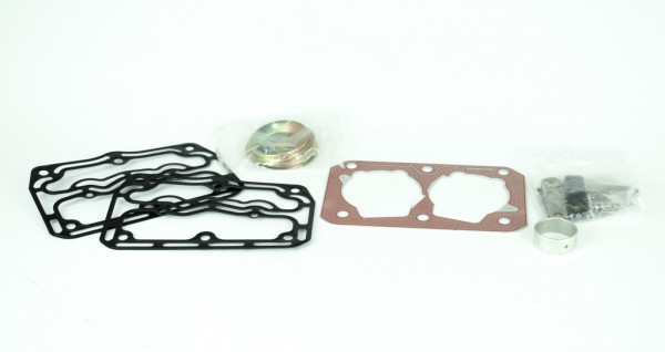 SET OF GASKETS ENGINE DAF XF95,F95,95XF,XF95,XF105