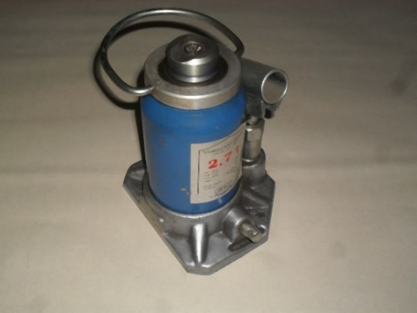 HYDRAULIC JACK 2,7 T