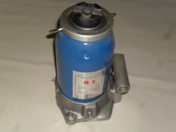 HYDRAULIC JACK 8T