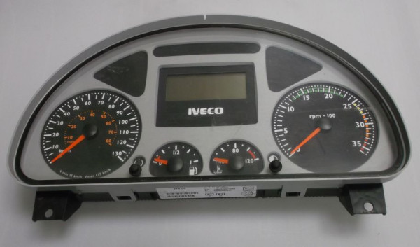 INSTRUMENT PANEL