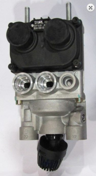 MAIN BRAKE VALVE