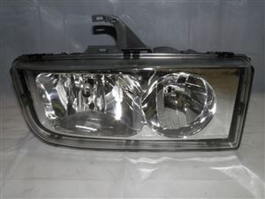 HEADLAMP MAIN MB Axor RIGHT