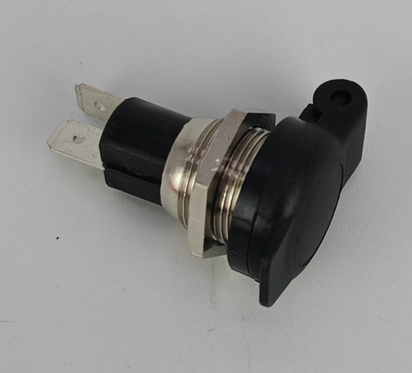 SOCKET