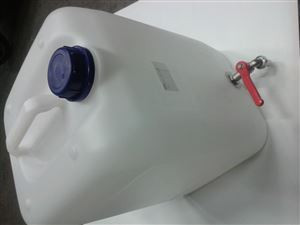 Nádrž na vodu 20L s kovovým kohoutem - kanystr