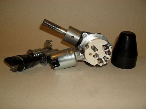 HYDRAULIC CONNECTOR