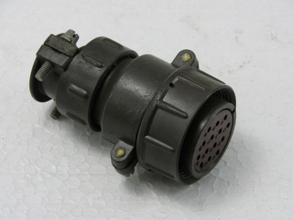 Zásuvka vícepolová SR32KPN1465U2 TATRA pro MT 05