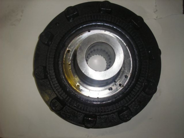 FRONT WHEEL HUB