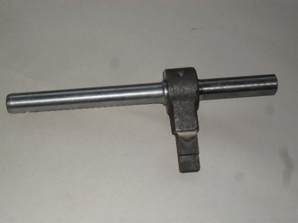 REAR GEAR CHANGE ROD