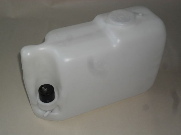 VESSEL 8 BW 006 443
