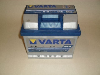 BATTERY Varta Blue dynamic 12V/44 Ah