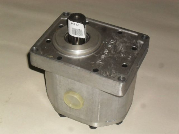 OIL PUMP UN 32 L 180-