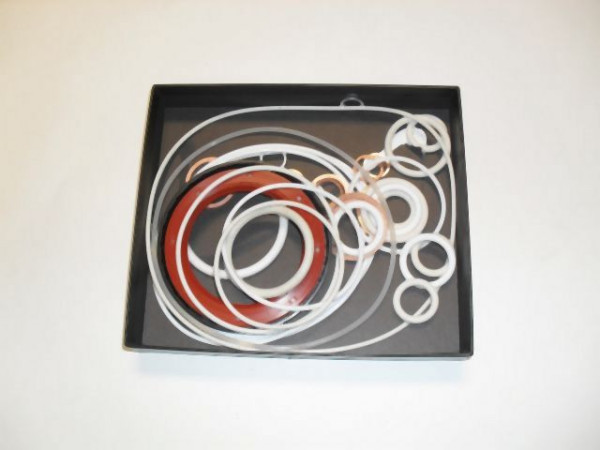 SET OF GASKETS