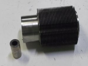 CYLINDER C/W PISTON