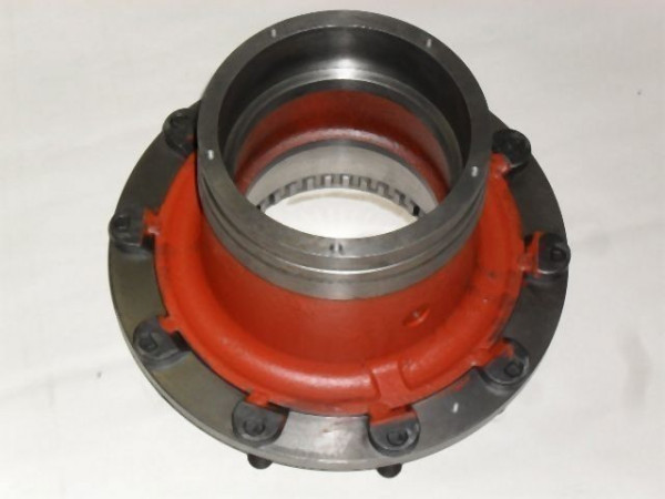 REAR WHEEL HUB