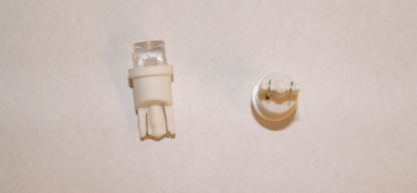 BULB 24V 5W LED W2,1*9,5 WHITE JAGAN I, 2 PCS IN PACKING