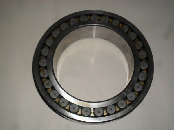 TAPERED ROLLER BEARING 23032 B CSN