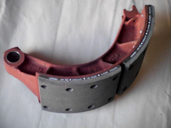 BRAKE SHOE