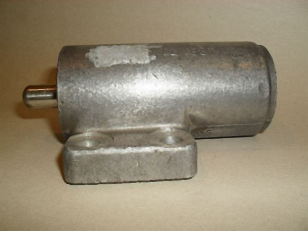 ENGINE STOP CYLINDER