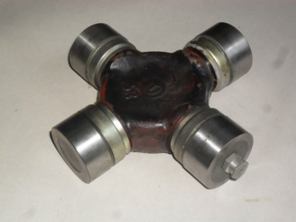 CROSS-PIN ARTICULATED SHAFT,čR-G,BP,SD,PK Tatra