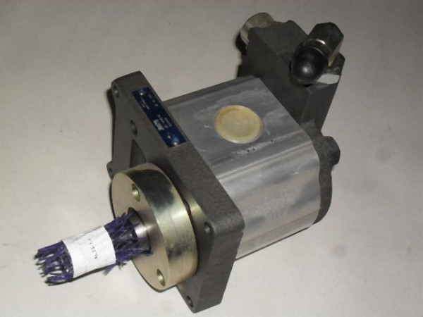 GEAR PUMP UD 16HR.36 ZHG