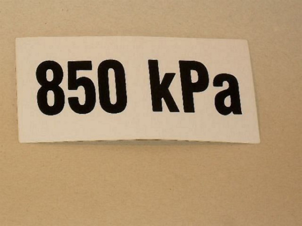 Samolepka tlaku 850 kPa