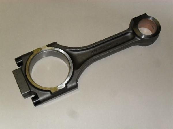 CONNECTING ROD