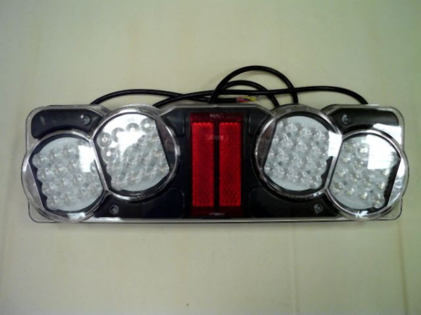 LAMP COMBINATED REAR LEFT