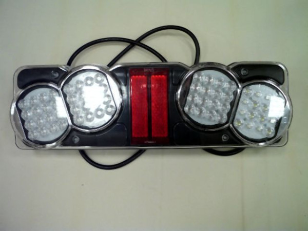 LAMP COMBINATED REAR LEFT