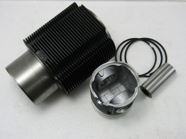 CYLINDER C/W PISTON