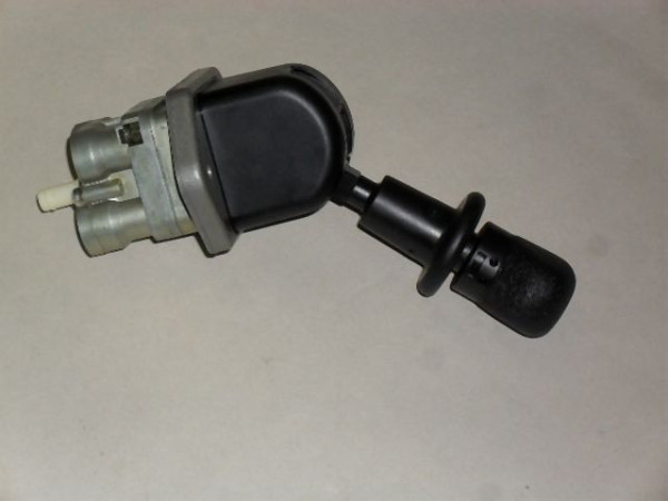 HAND BRAKE VALVE