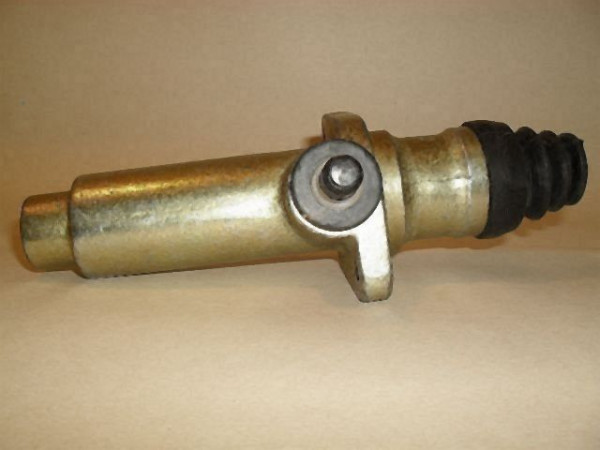 MAIN CYLINDER D 254