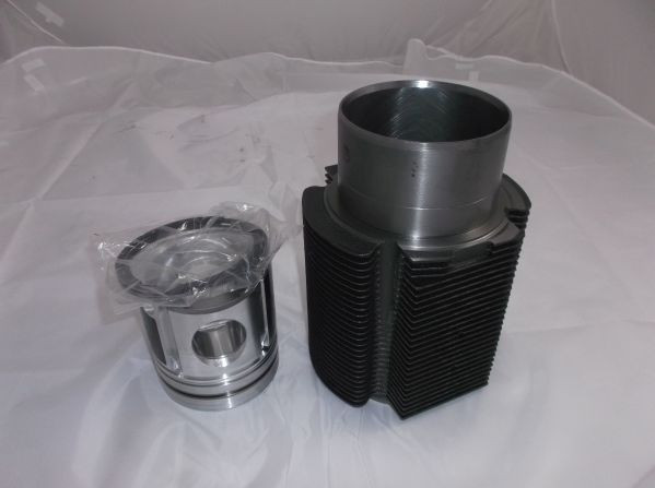 CYLINDER C/W PISTON