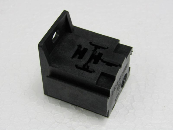 RELAY HOLDER 33344