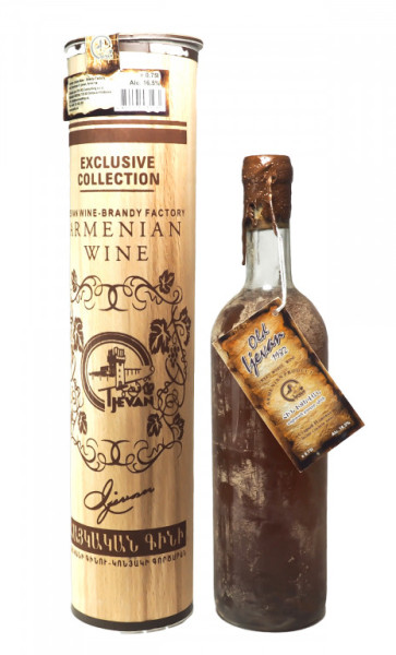 Old Ijevan in wooden tube - bílé sladké víno 16.5% - Ijevan wine Armenie - 0.75L